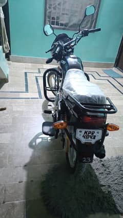 suzuki 110 first owner neat and clean bike heavy duty