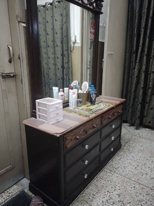 pure wooden dressing table for sale 2