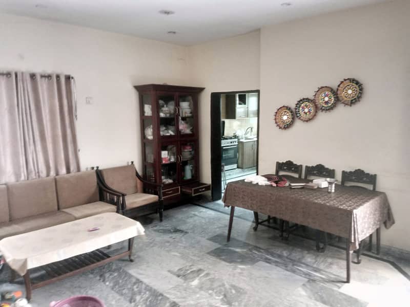 10-Marla Upper Portion Is Available for Rent Guldasht Town C Block 6