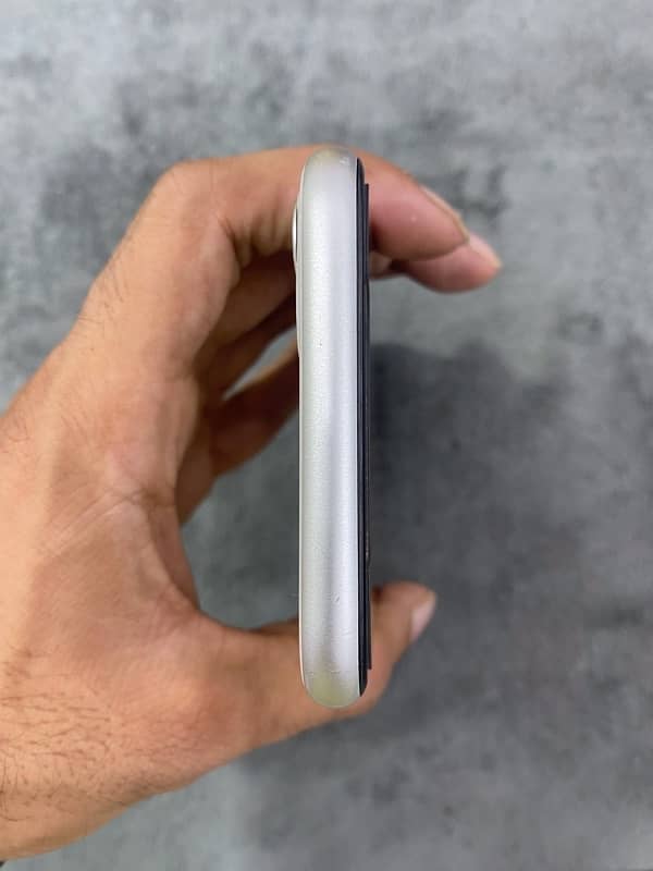 iphone 11 factory unlock Non pta 128gb 4