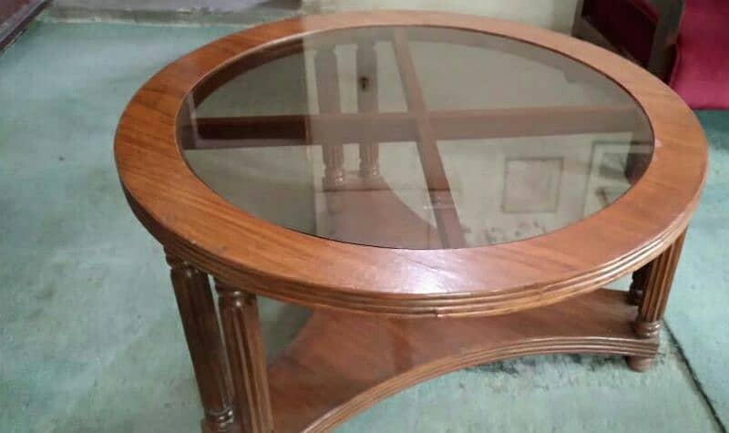 AIK ROUND TABLE BEST CONDITION MAIN 1