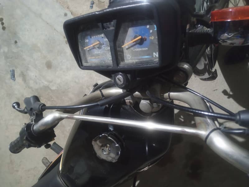 Honda CG 125 2012 8