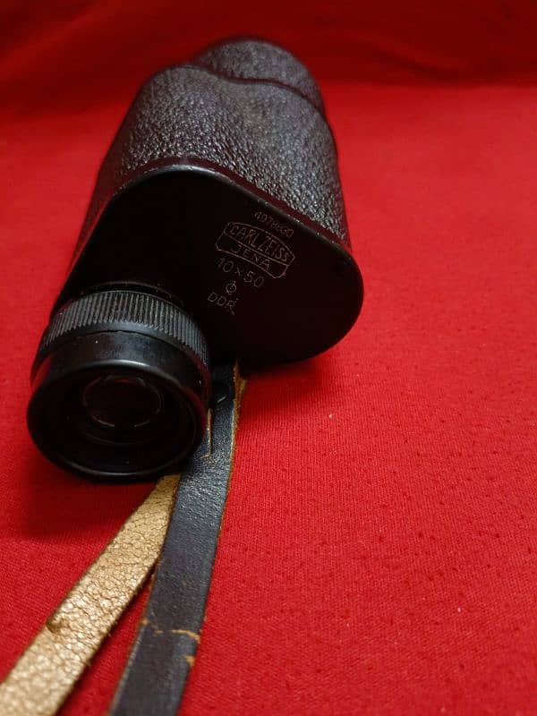 Reyal vintage Binocular. CARL ZEISS JENA 10x50 7