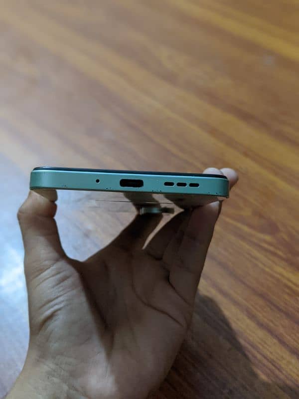 Redmi C13 new condition 4