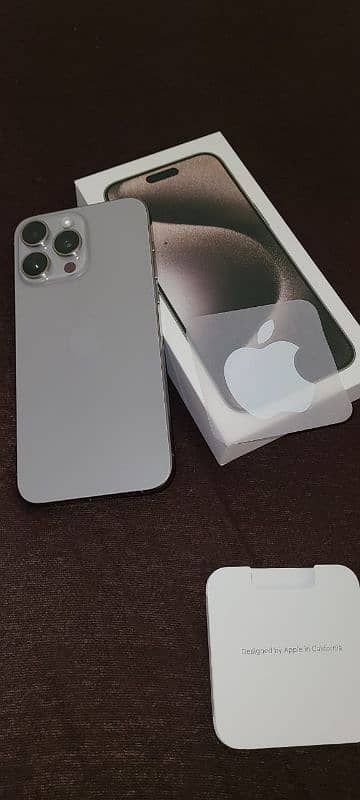 iphone 15 Pro Max 256GB 1