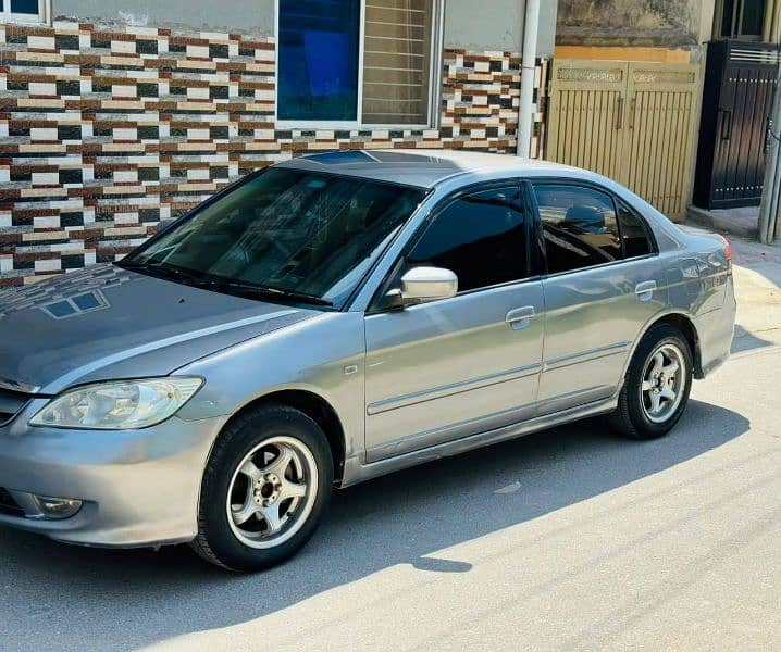 Honda Civic EXi 2005 1