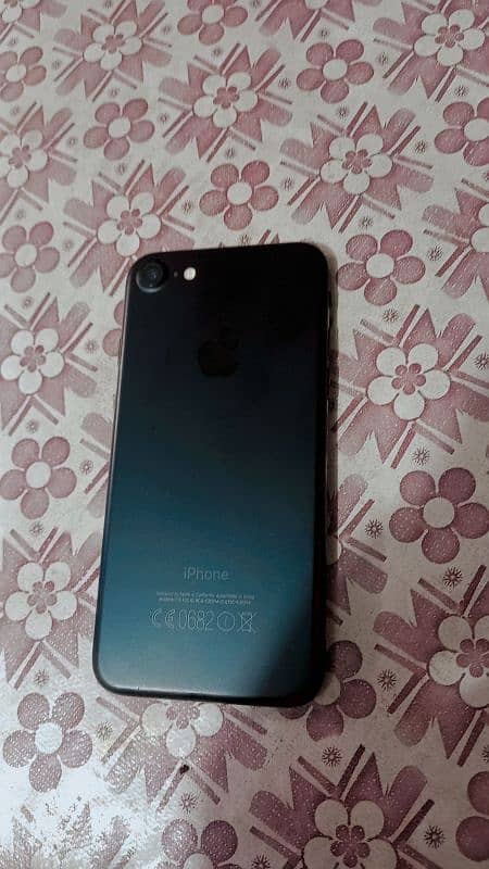 iPhone 7 non PTA. . . . original. 0