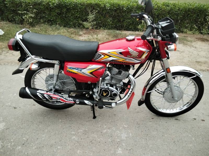 Honda CG125c 24/25 open letter. O3O8-56-88-797. Faisalabad 19