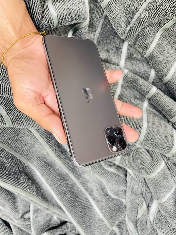 Iphone 11 pro max  256 GB Non PTA 0