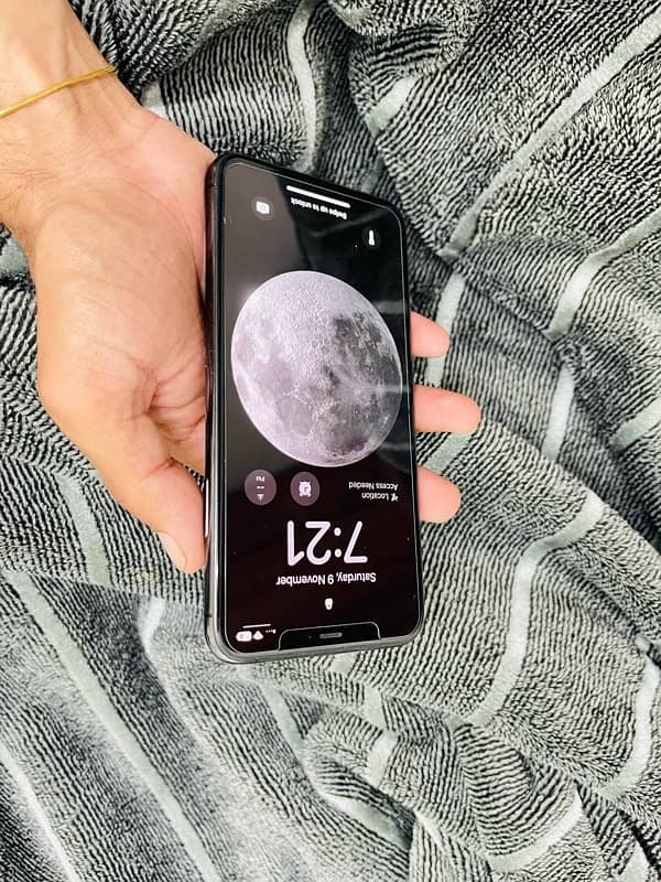 Iphone 11 pro max  256 GB Non PTA 1