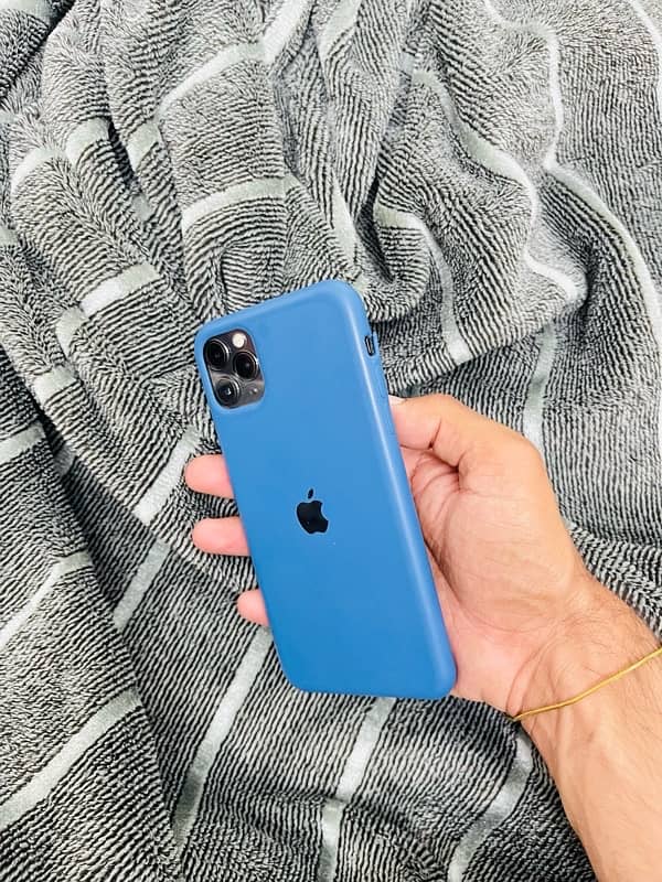 Iphone 11 pro max  256 GB Non PTA 2