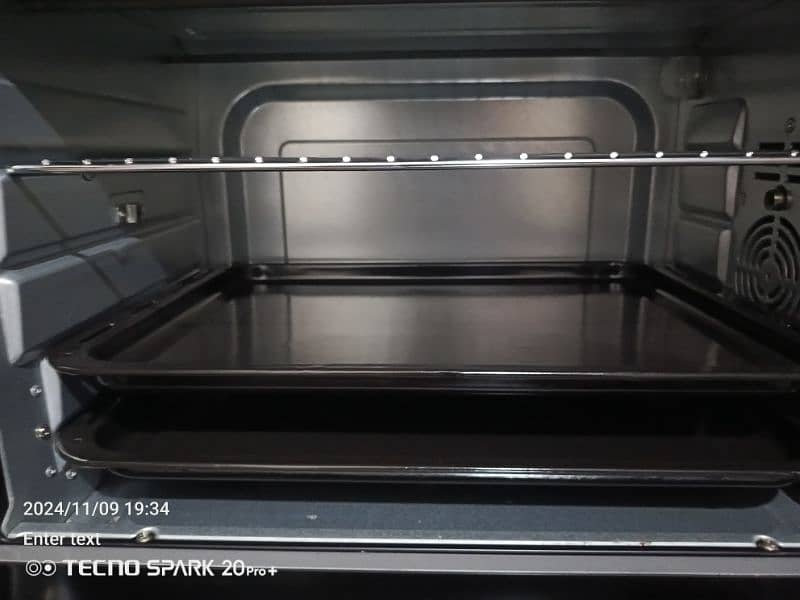 environment oven new conditions Price 16000 03016541145 3