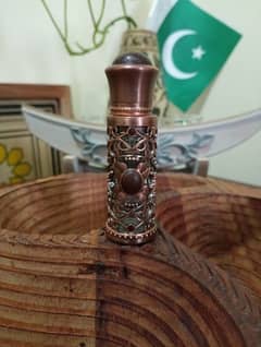 Arabic design matalic body fancy empty attar bottle