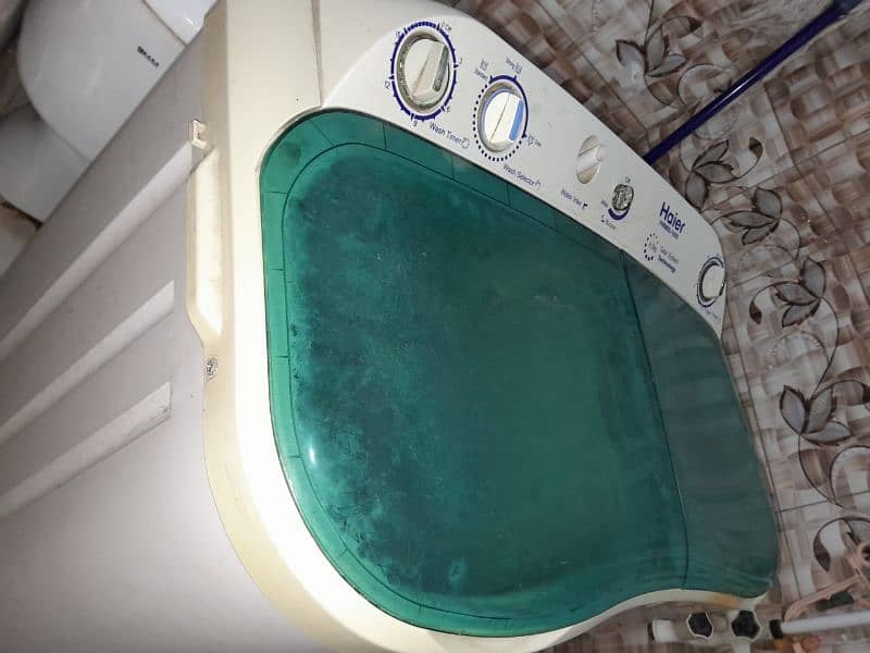 Haier Washing Machine Semi-Auto 4