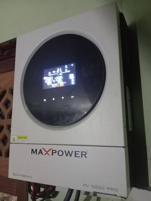 Max Power PV5000 Hybrid Inverter 1