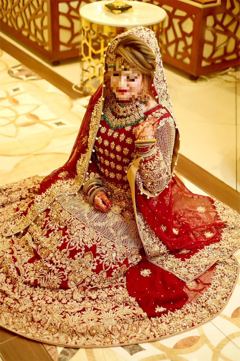 Bridal Lehanga Desinger 3