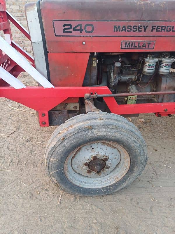 Massey tractor 1999 model, Good condition Contact 03278070378 3