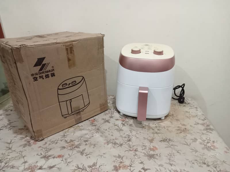 Airfryer for sale  rarely  used air fryer 03434816881 0