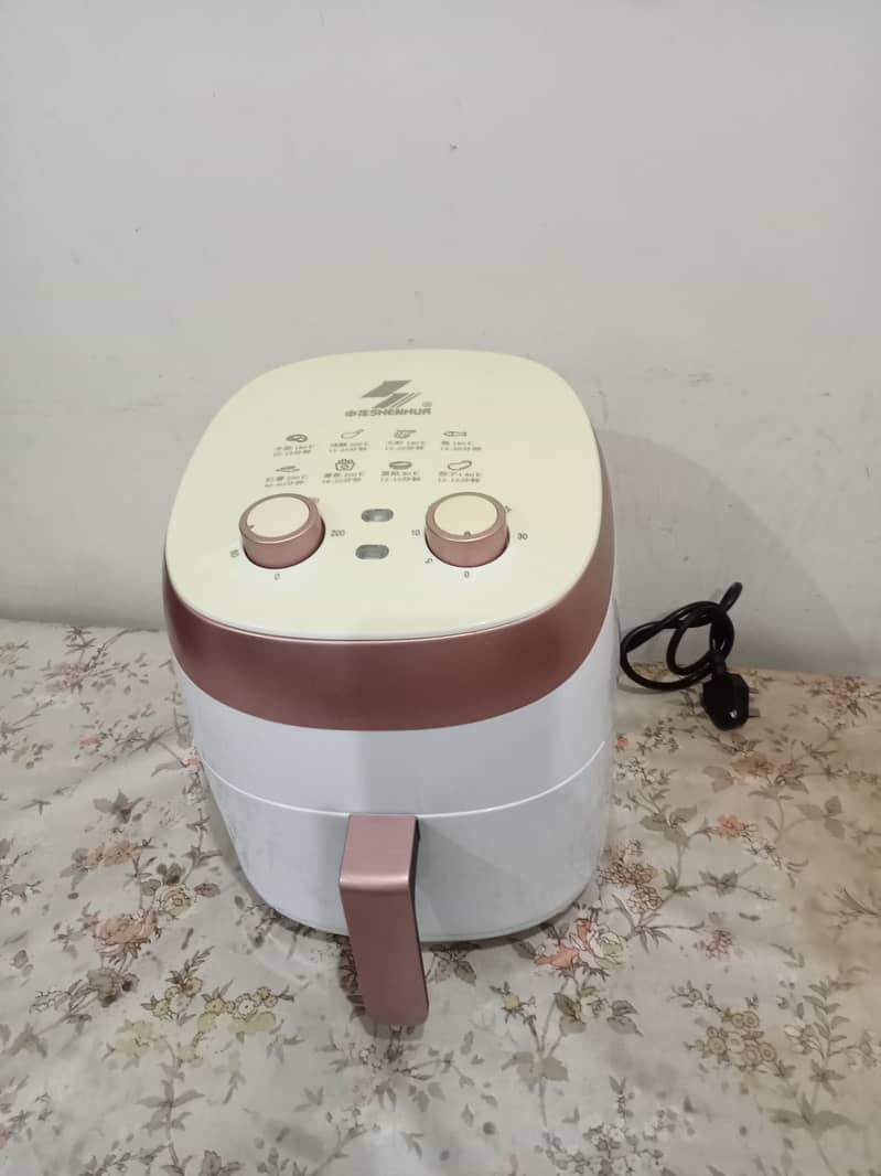 Airfryer for sale  rarely  used air fryer 03434816881 1