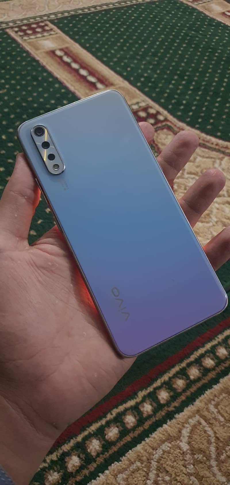 vivo s1 8gb 256 gb 1