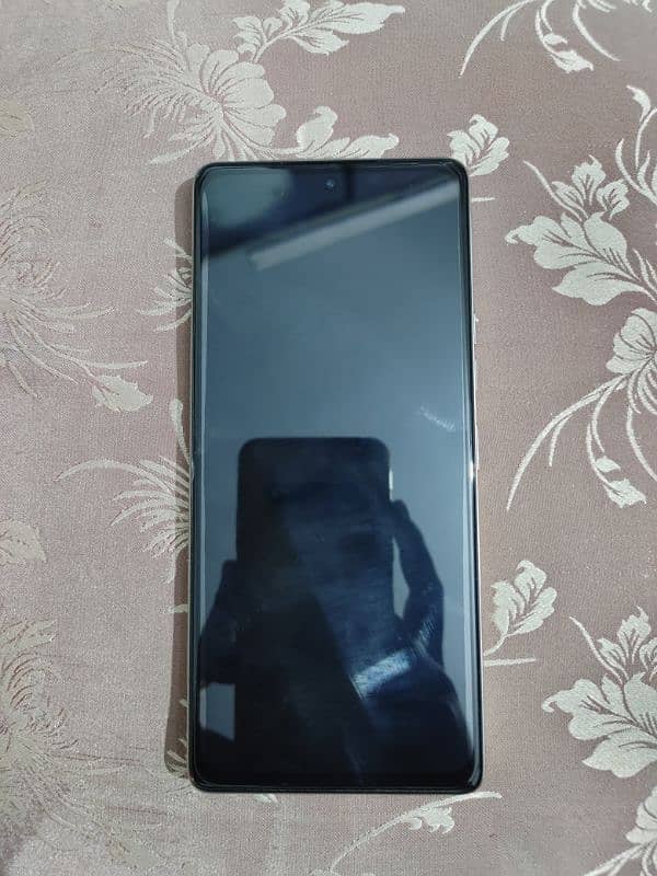 Tecno Camon 30 Loewe Edition 1