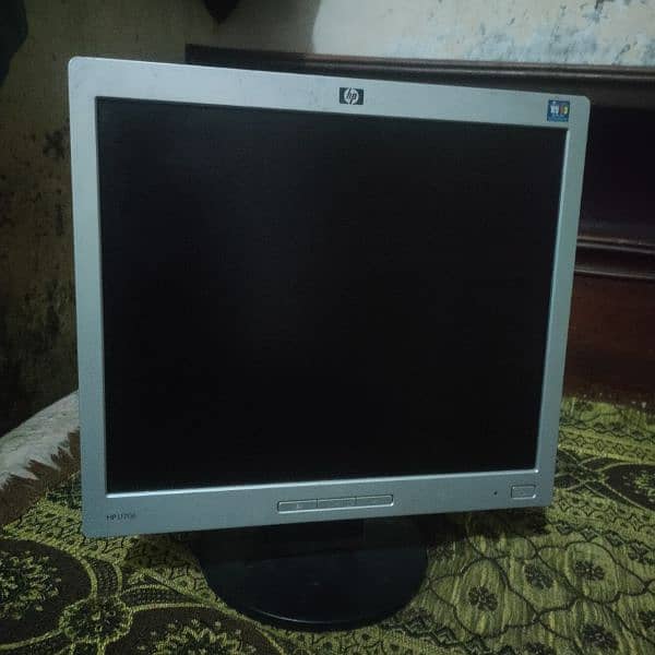 Hp 17 Inch Lcd Computer For Sale 0