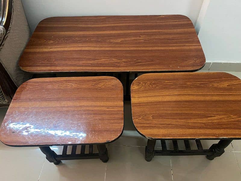 center tables and 2 side table full set 0