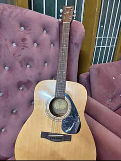 Yamaha F310 Acoustic Guitar