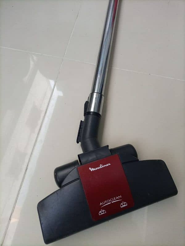 Mouleinex Vacumm Cleaner 3