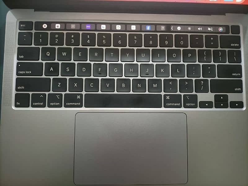 MacBook Pro 13-inch, 2020, Four Thunderbolt 3 Ports 3