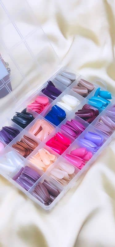 || 576 Nails 24 Colours 0