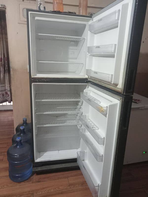 refrigerator 4