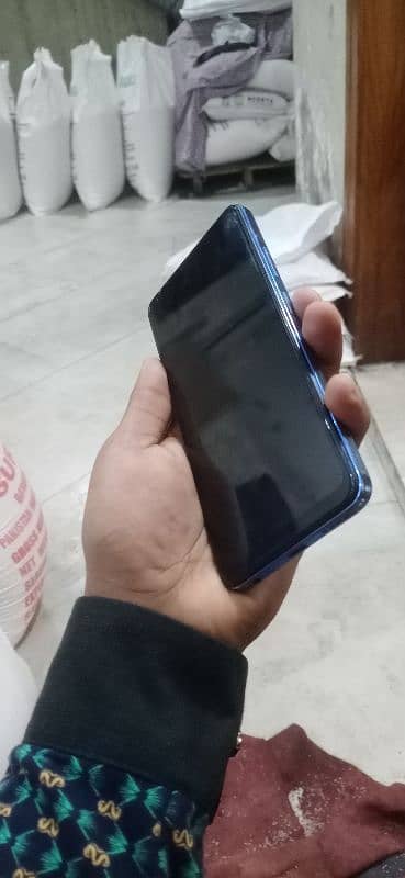 Infinix hot 40i 9