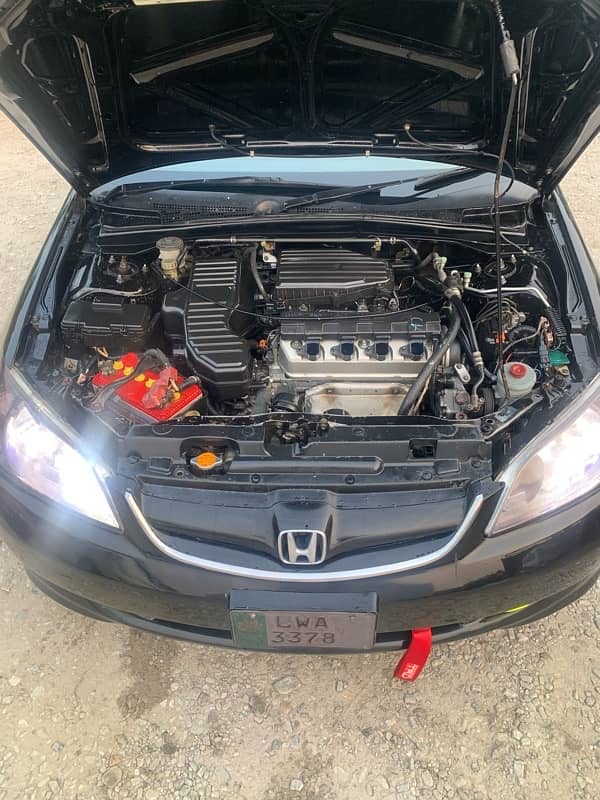 Honda Civic Oriel 2005 13