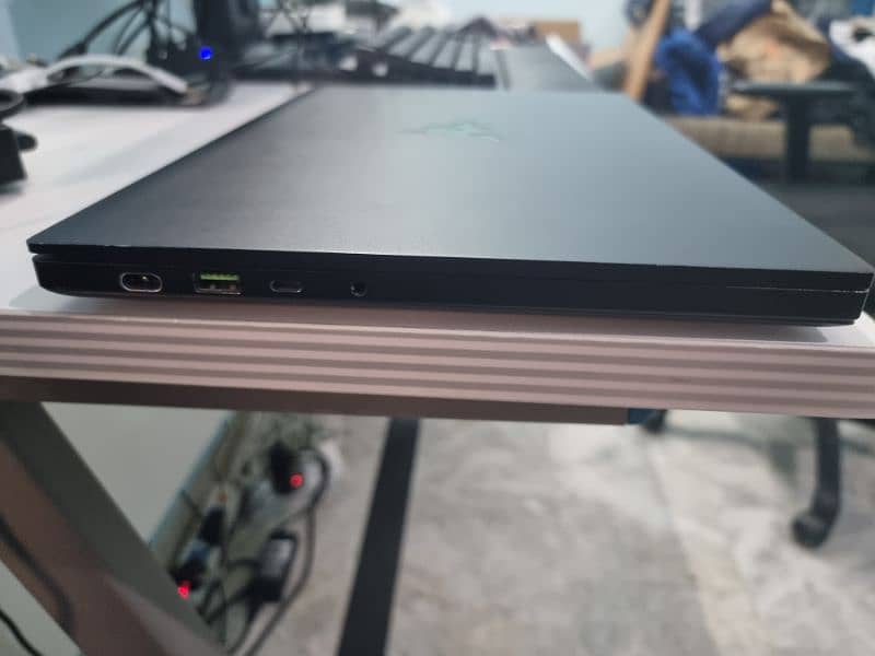 Razer Blade 15 Advanced Late 2019 with Optical Keyboard  Gaming Laptop 2