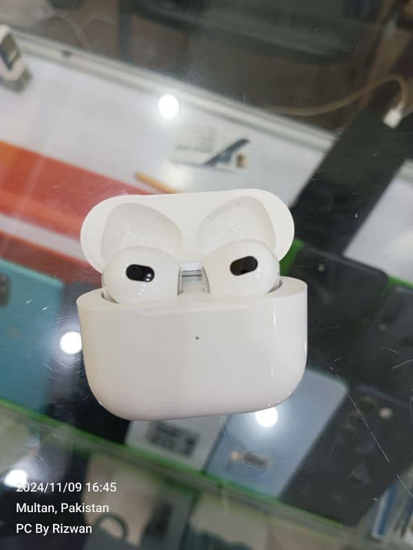 Airpods 3rd Generation 1