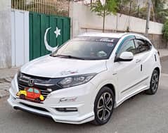 Honda Vezel Z Package 2015 Excellent Condition