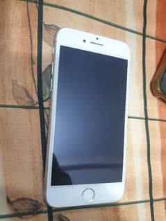 iphone 7 silver 32 GB PTA Approved