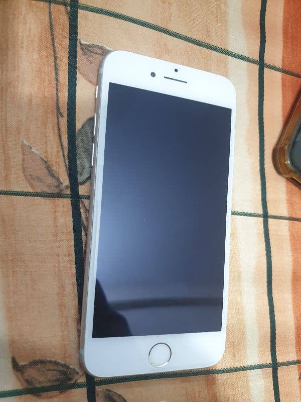 iphone 7 silver 32 GB PTA Approved 0