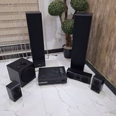 Yamaha home theater speaker set