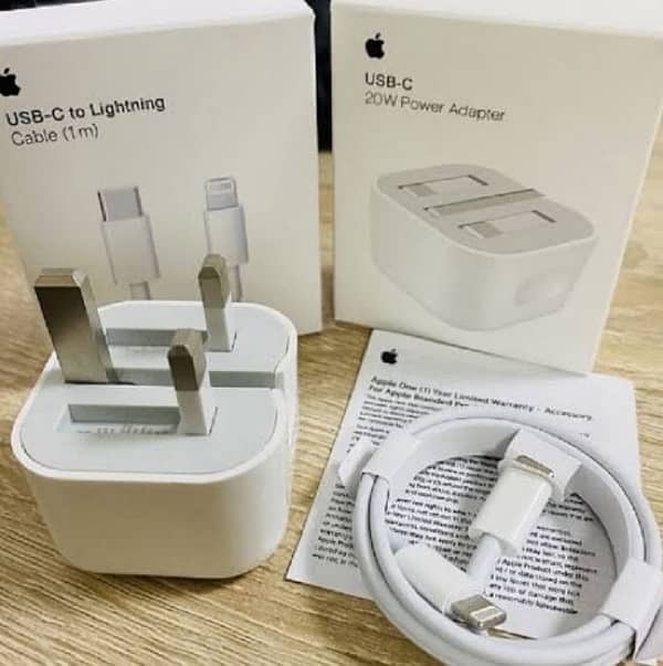 iphone adapter and cable  20w 0