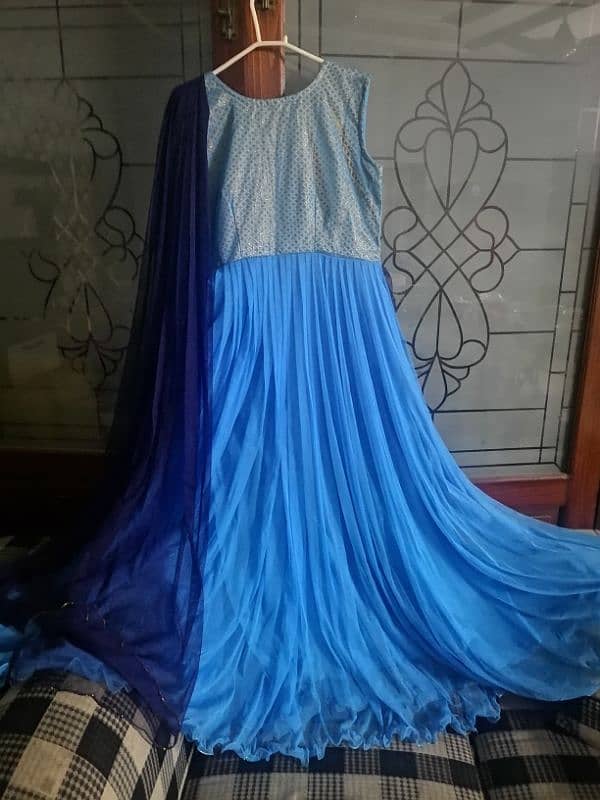 blue maxi 1