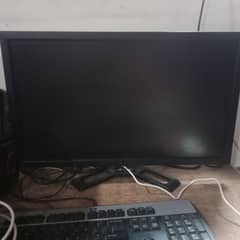 VIEW SONIC LCD 24INCH sath PC HHD h