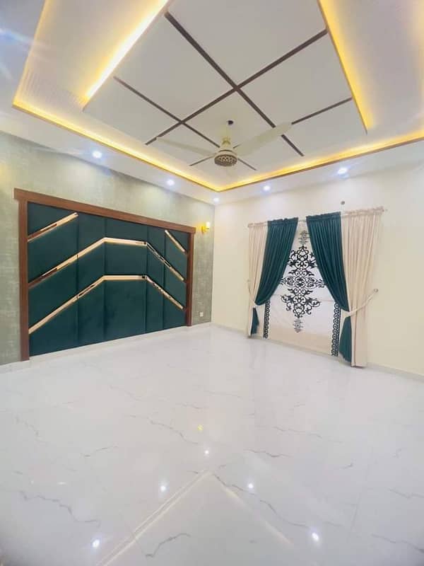 10 Marla Brand New Luxury Lower Portion Available For Rent In Overseas B EXT Bahria Town Lahore 7