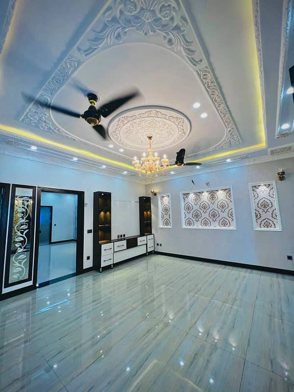 10 Marla Brand New Luxury Lower Portion Available For Rent In Overseas B EXT Bahria Town Lahore 18