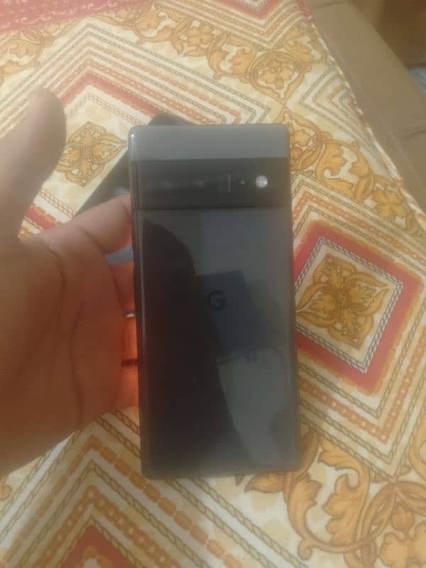 Google pixel 6pro 10/10 condition black coloure 2