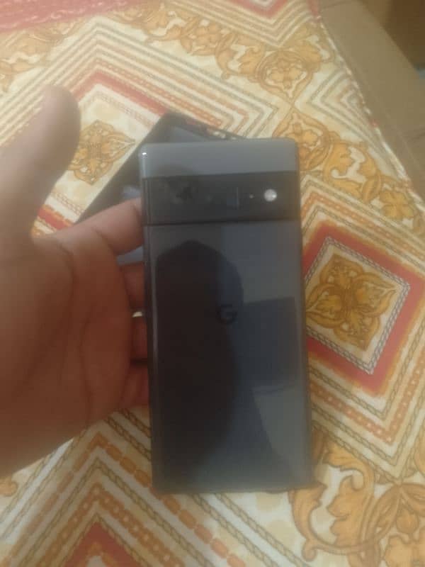 Google pixel 6pro 10/10 condition black coloure 5