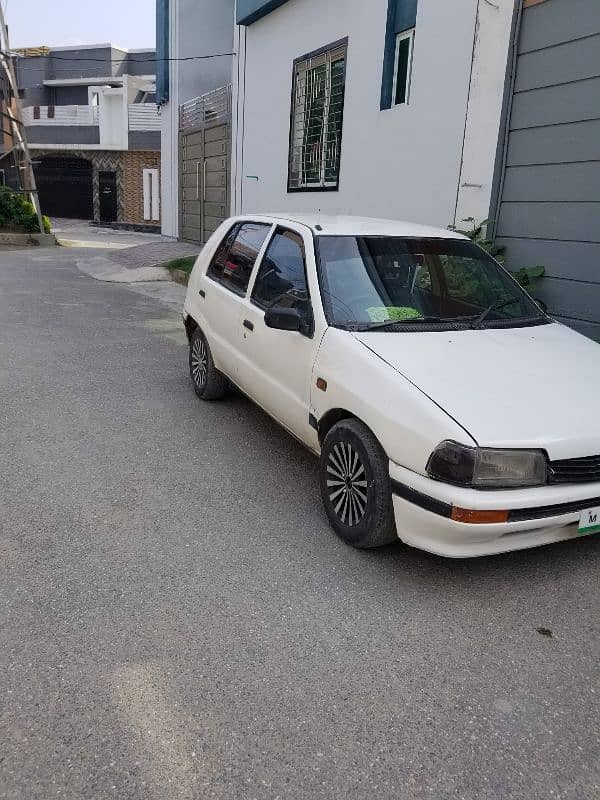 Daihatsu Charade 1987 3