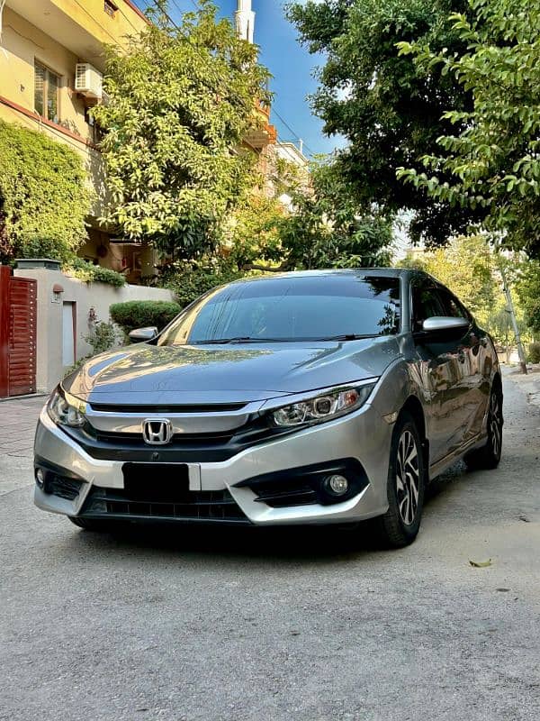 Honda Civic Oriel 1.8 i-VTEC CVT 2018 0