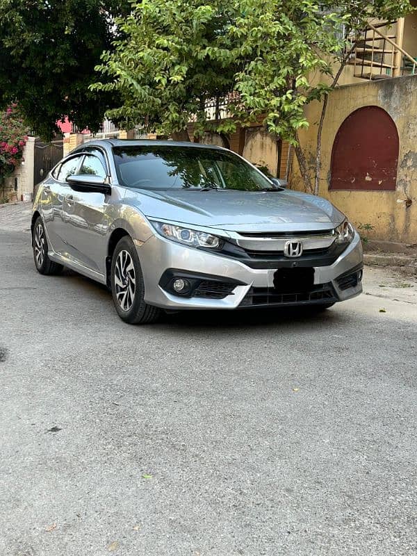 Honda Civic Oriel 1.8 i-VTEC CVT 2018 2